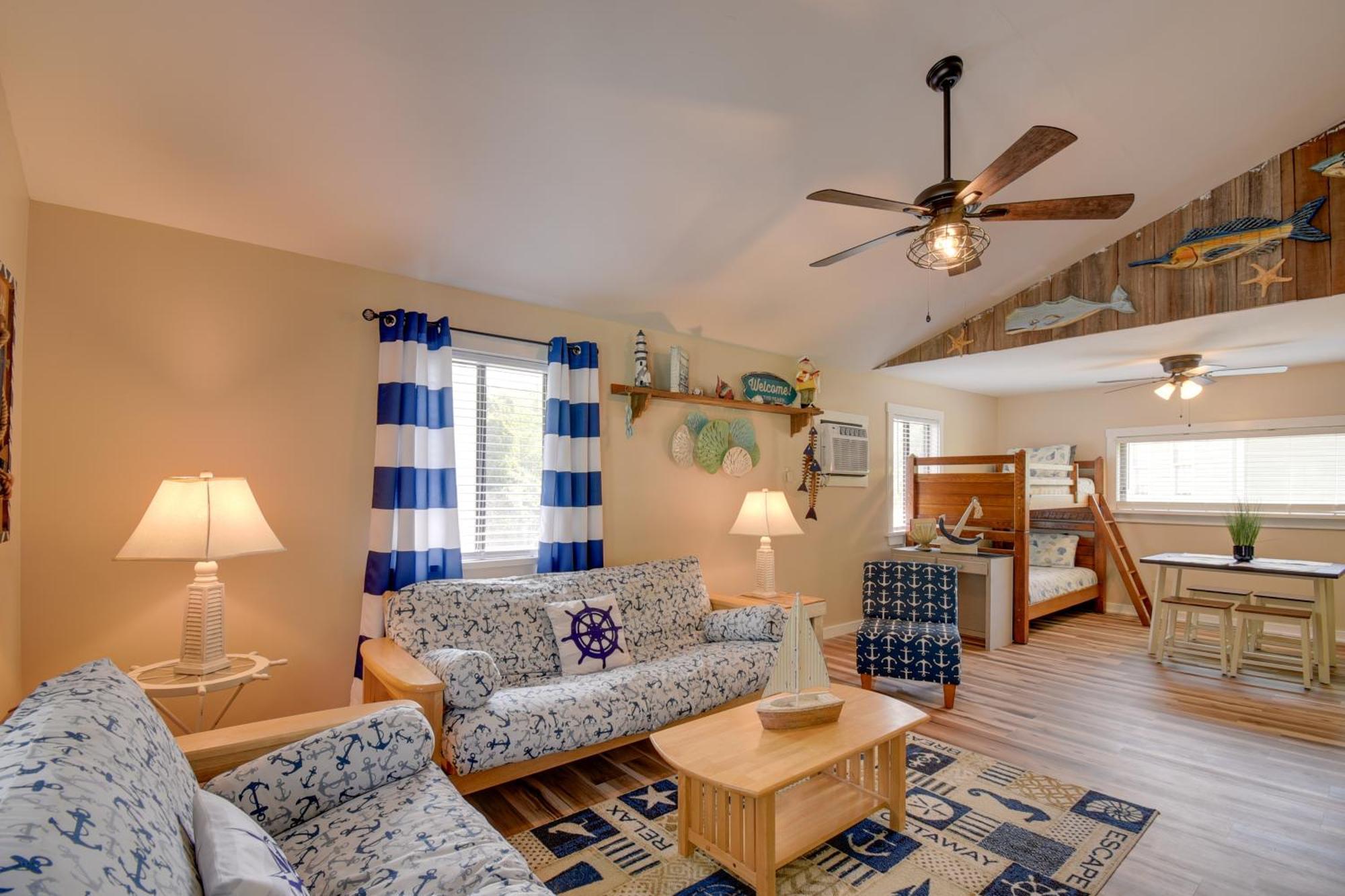 Ocean Isle Apartment With Balcony, 1 Mi To Beach! Ocean Isle Beach Exterior foto